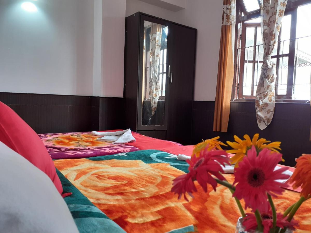 Hotel Woileem Gangtok Ngoại thất bức ảnh
