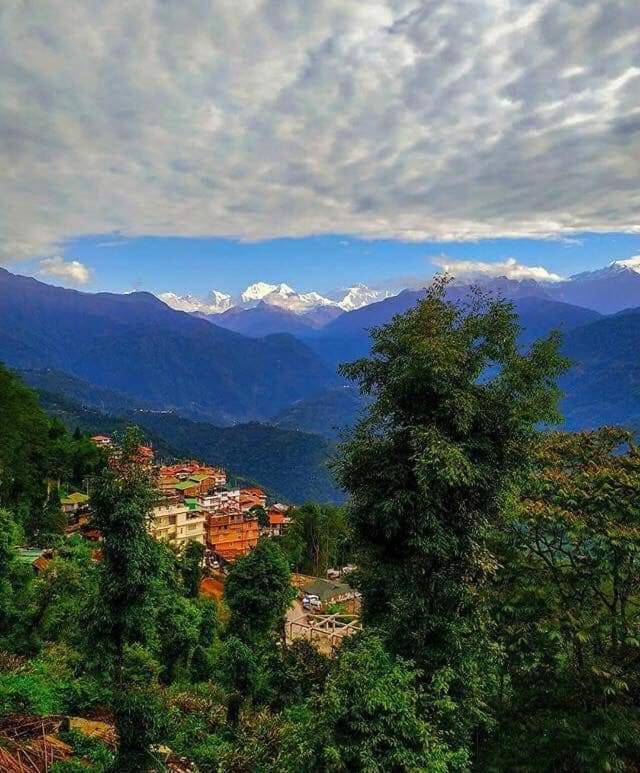 Hotel Woileem Gangtok Ngoại thất bức ảnh